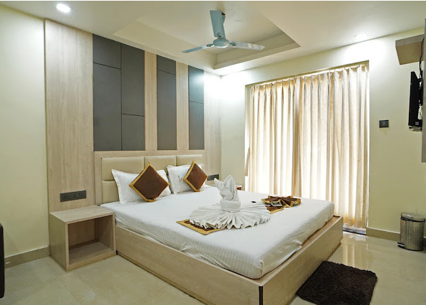 Premium Family Room View 1